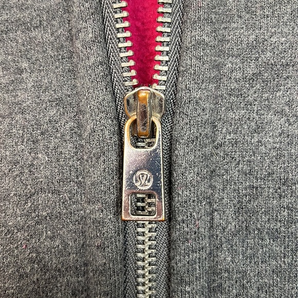 Lululemon Limited Edition Cable Knit Scuba Hoodie - Picture 15 of 15